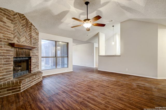 11823 Adriana Maria, San Antonio, TX 78253