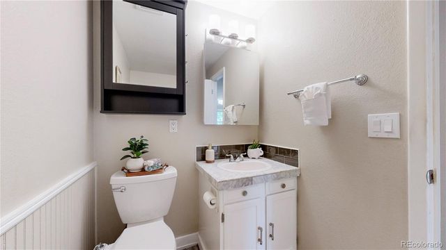 716 Goss Drive, Longmont, CO 80504