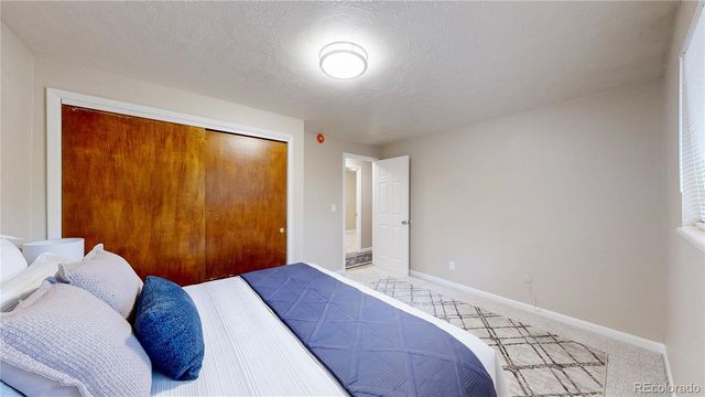 716 Goss Drive, Longmont, CO 80504