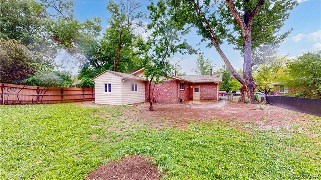 716 Goss Drive, Longmont, CO 80504