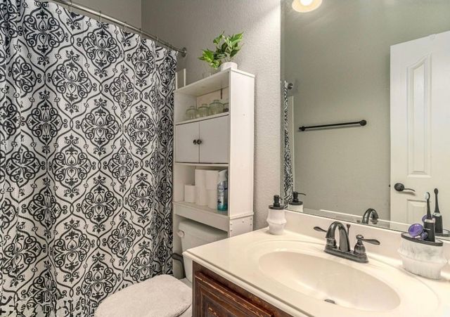 532 Darlington Trail, Fort Worth, TX 76131