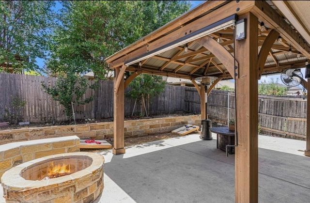 532 Darlington Trail, Fort Worth, TX 76131