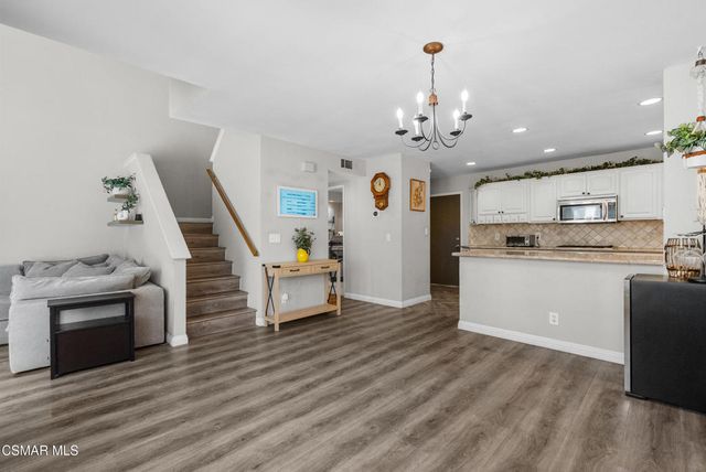 2264 Birchglen Street 147, Simi Valley, CA 93063