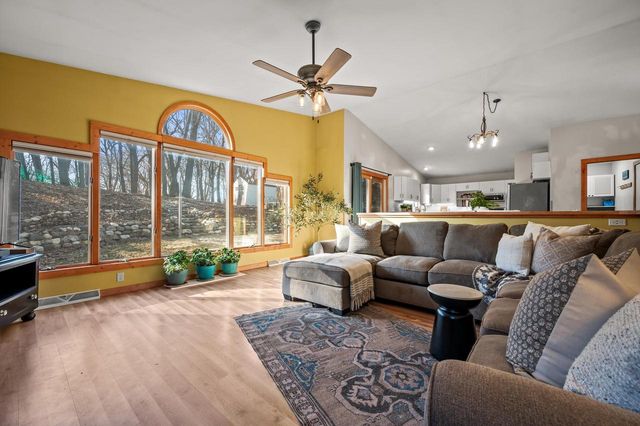 1130 Green Tree ROAD, West Bend, WI 53090