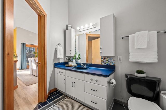 1130 Green Tree ROAD, West Bend, WI 53090