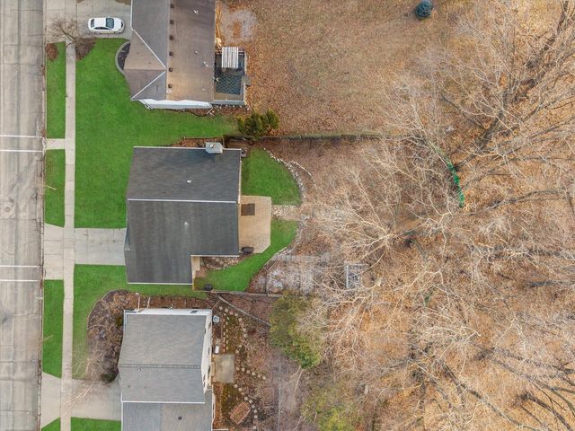 1130 Green Tree ROAD, West Bend, WI 53090