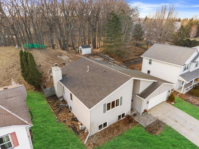 1130 Green Tree ROAD, West Bend, WI 53090