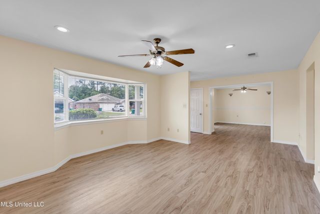 14026 Gladys Street, Gulfport, MS 39503