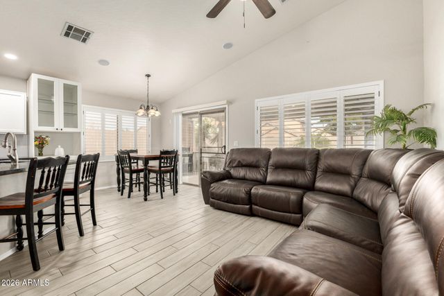 2062 E ARABIAN Drive, Gilbert, AZ 85296