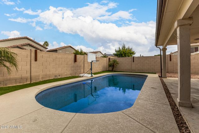 2062 E ARABIAN Drive, Gilbert, AZ 85296