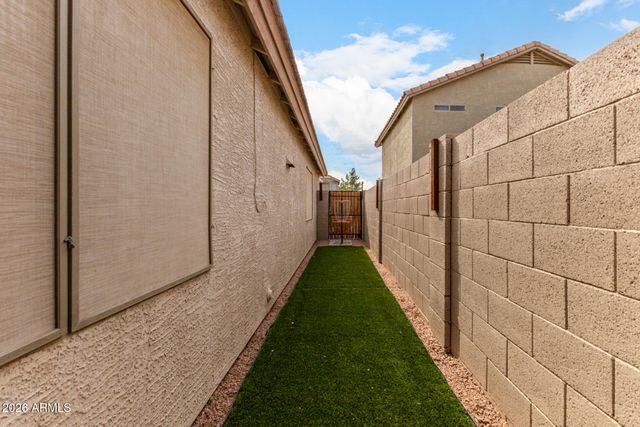 2062 E ARABIAN Drive, Gilbert, AZ 85296