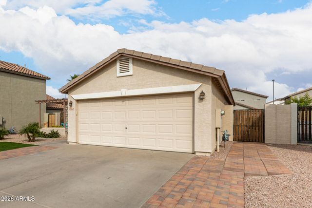 2062 E ARABIAN Drive, Gilbert, AZ 85296