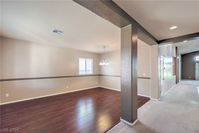 950 Barron Creek Avenue, North Las Vegas, NV 89081