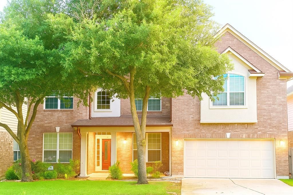 513 Fallen Oaks DR, Cedar Park, TX 78613