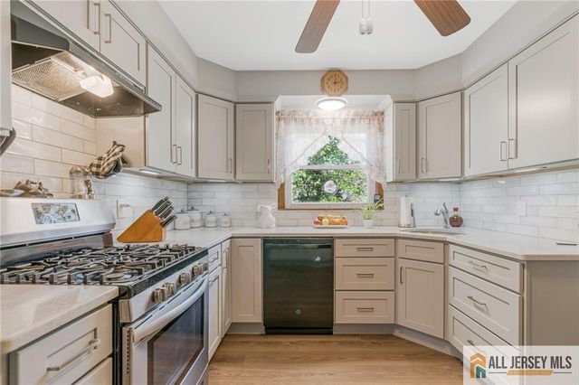 246 4th Street, Dunellen, NJ 08812