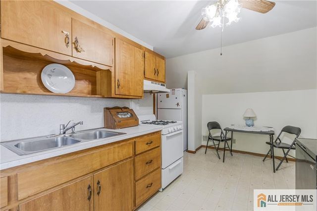 246 4th Street, Dunellen, NJ 08812