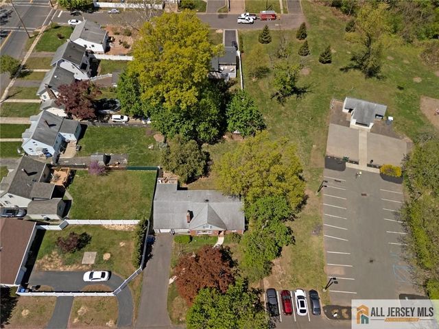 246 4th Street, Dunellen, NJ 08812