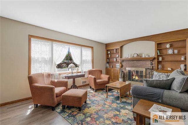 246 4th Street, Dunellen, NJ 08812