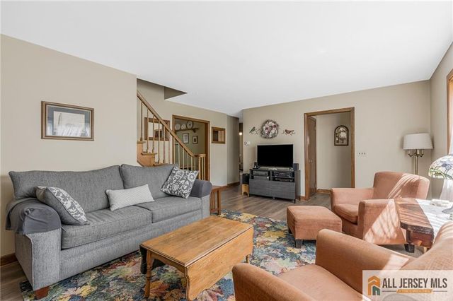 246 4th Street, Dunellen, NJ 08812