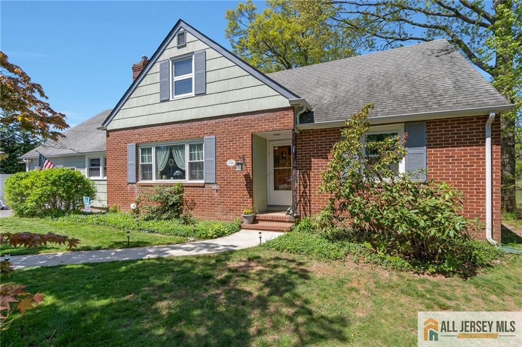 246 4th Street, Dunellen, NJ 08812