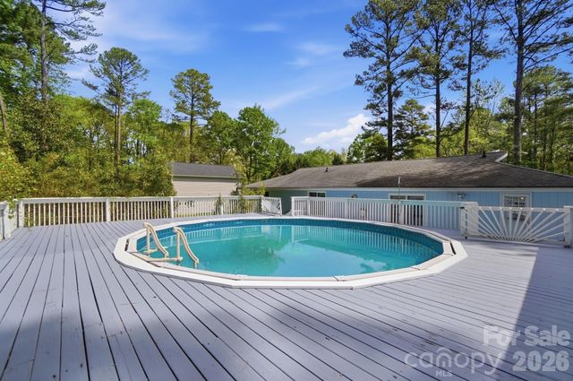 12251 Mallard Ridge Drive, Charlotte, NC 28269