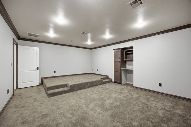 2114 E 176th Street S, Mounds, OK 74047