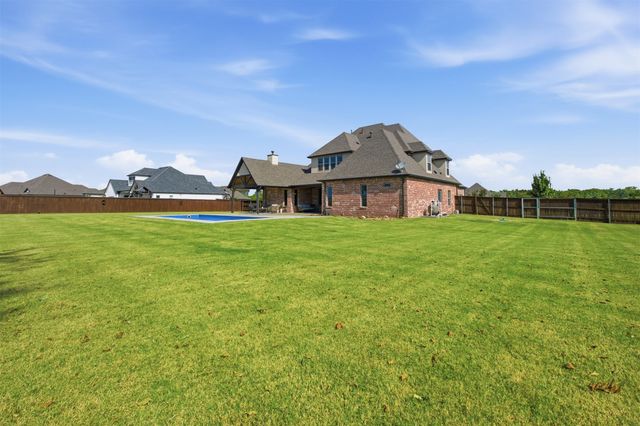 2114 E 176th Street S, Mounds, OK 74047