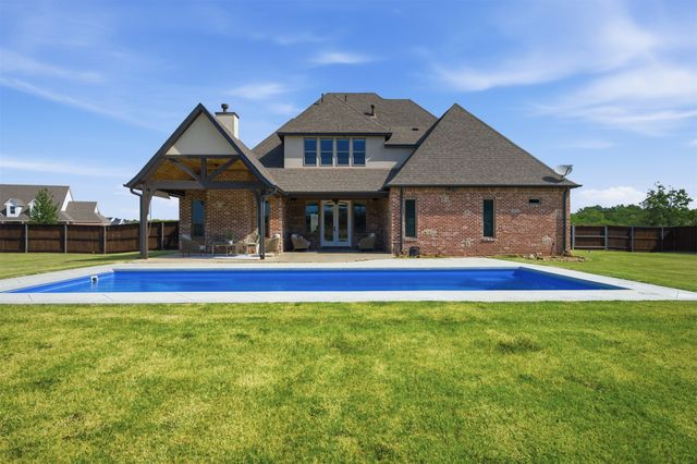2114 E 176th Street S, Mounds, OK 74047