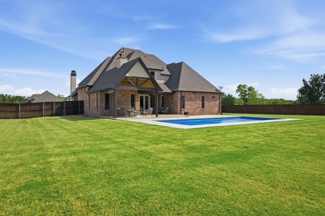 2114 E 176th Street S, Mounds, OK 74047