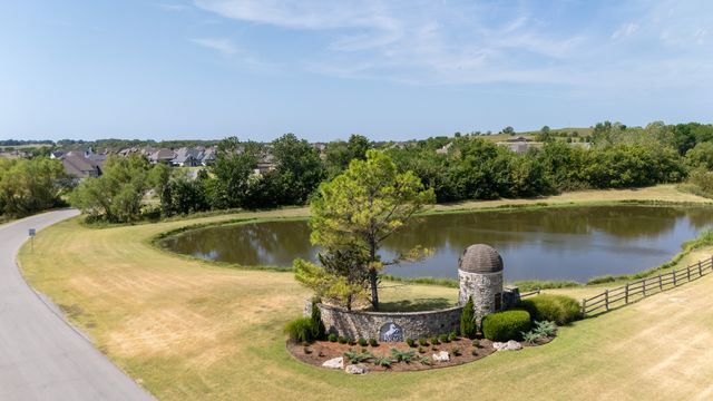 2114 E 176th Street S, Mounds, OK 74047