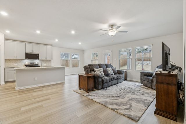 522 Castle Road, Sherman, TX 75092