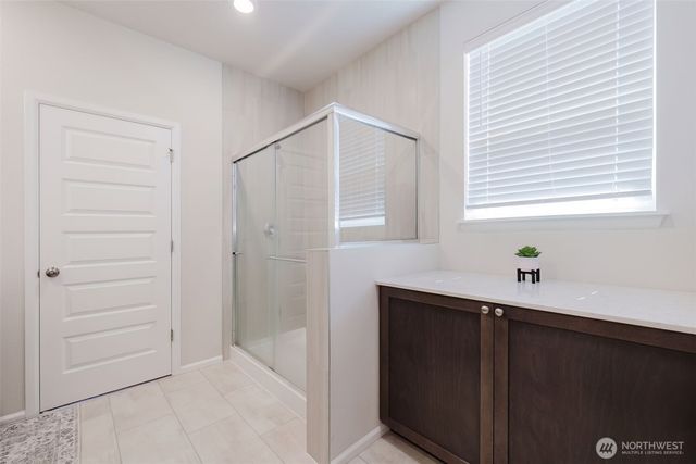 940 Panoramic Loop, Bremerton, WA 98312