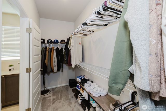 940 Panoramic Loop, Bremerton, WA 98312