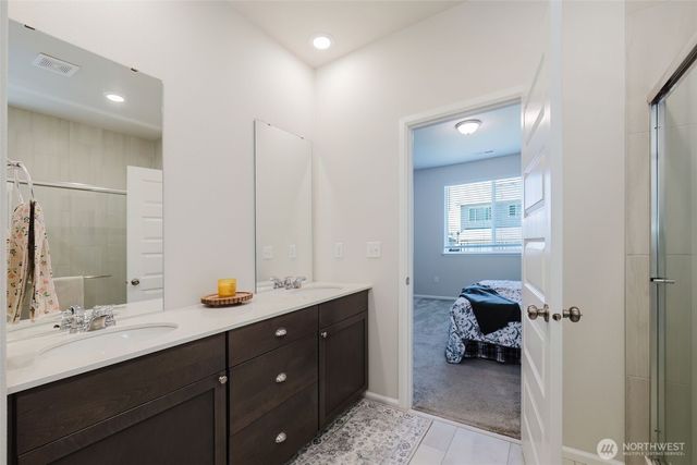 940 Panoramic Loop, Bremerton, WA 98312