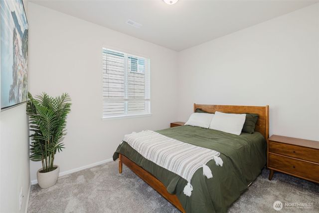 940 Panoramic Loop, Bremerton, WA 98312