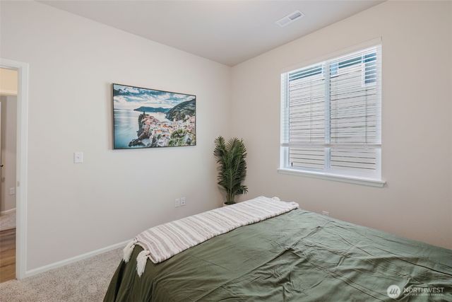 940 Panoramic Loop, Bremerton, WA 98312