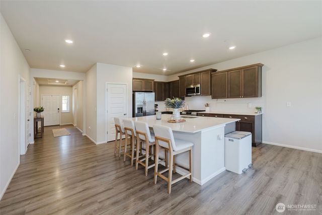 940 Panoramic Loop, Bremerton, WA 98312