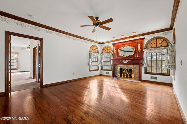 22 Windswept Lane, Freehold, NJ 07728