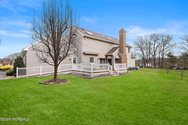 22 Windswept Lane, Freehold, NJ 07728