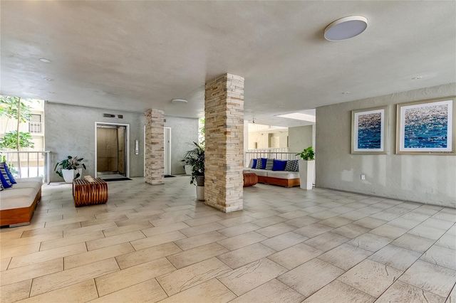 500 N OSCEOLA AVENUE H, Clearwater, FL 33755