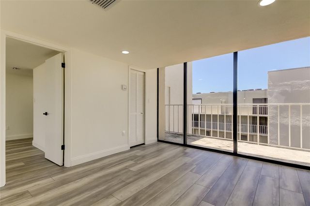 500 N OSCEOLA AVENUE H, Clearwater, FL 33755