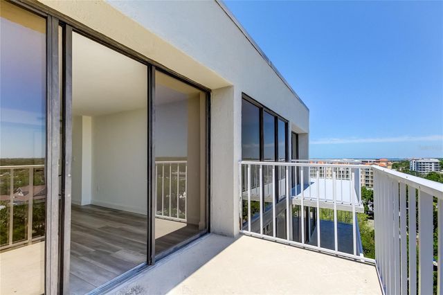 500 N OSCEOLA AVENUE H, Clearwater, FL 33755