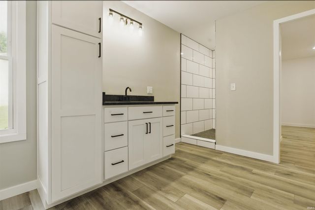 1724 28th Street, Bedford, IN 47421