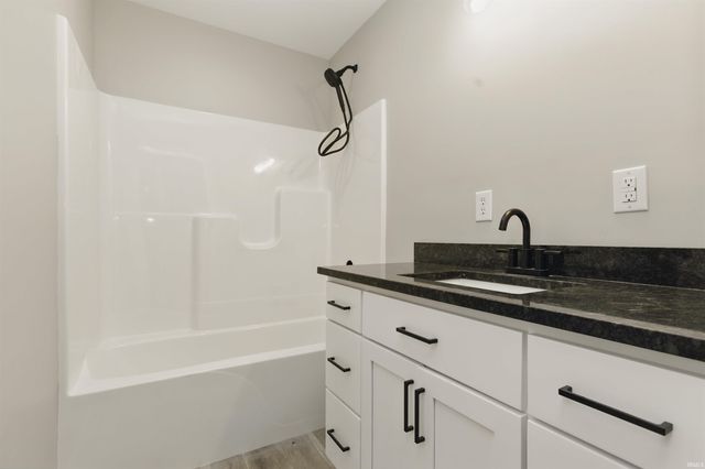 1724 28th Street, Bedford, IN 47421