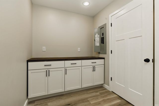 1724 28th Street, Bedford, IN 47421