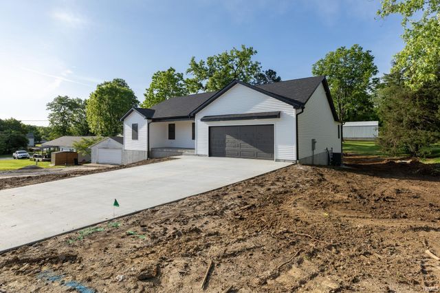 1724 28th Street, Bedford, IN 47421