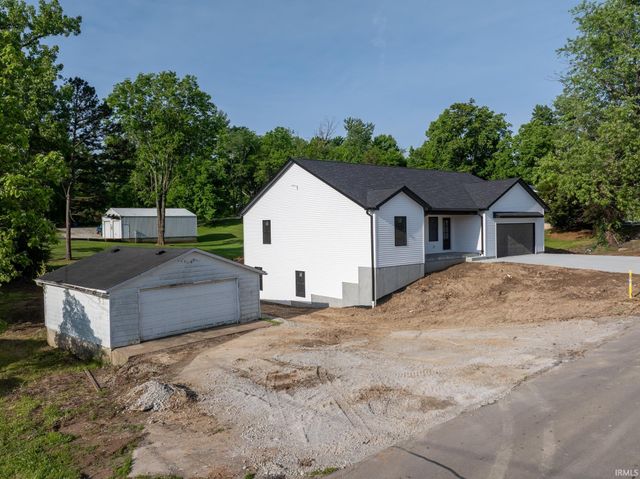 1724 28th Street, Bedford, IN 47421