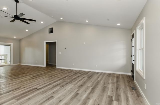 1724 28th Street, Bedford, IN 47421