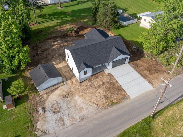 1724 28th Street, Bedford, IN 47421