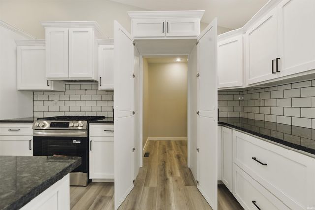 1724 28th Street, Bedford, IN 47421